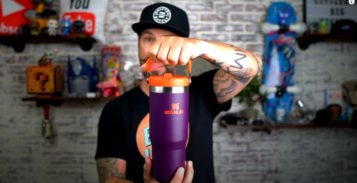 Stanley IceFlow Flip Straw Tumbler with Handle 30 oz Plum